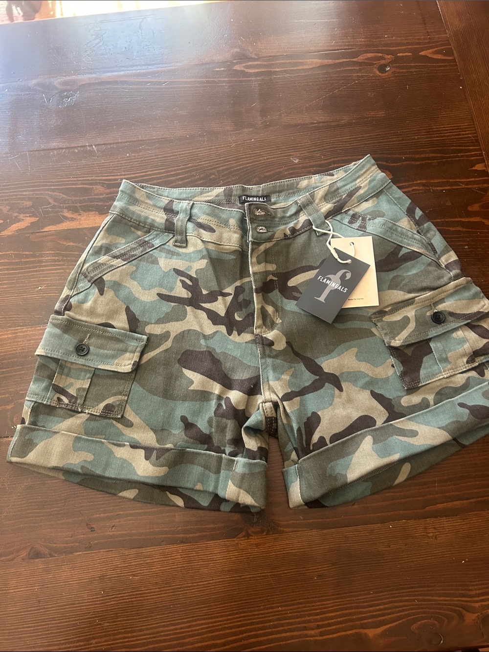 Flamingals Women's Camo Cargo Shorts - Green Camouflage